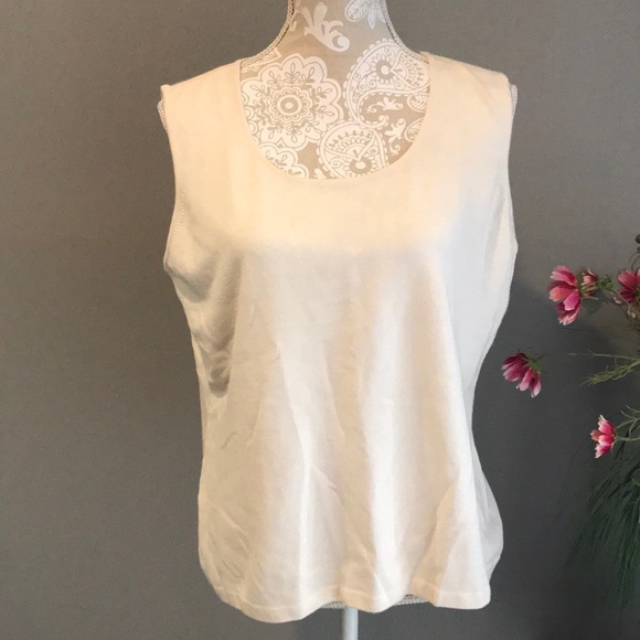 Escada Tops - ESCADA cashmere & silk cream top size 46 / XL